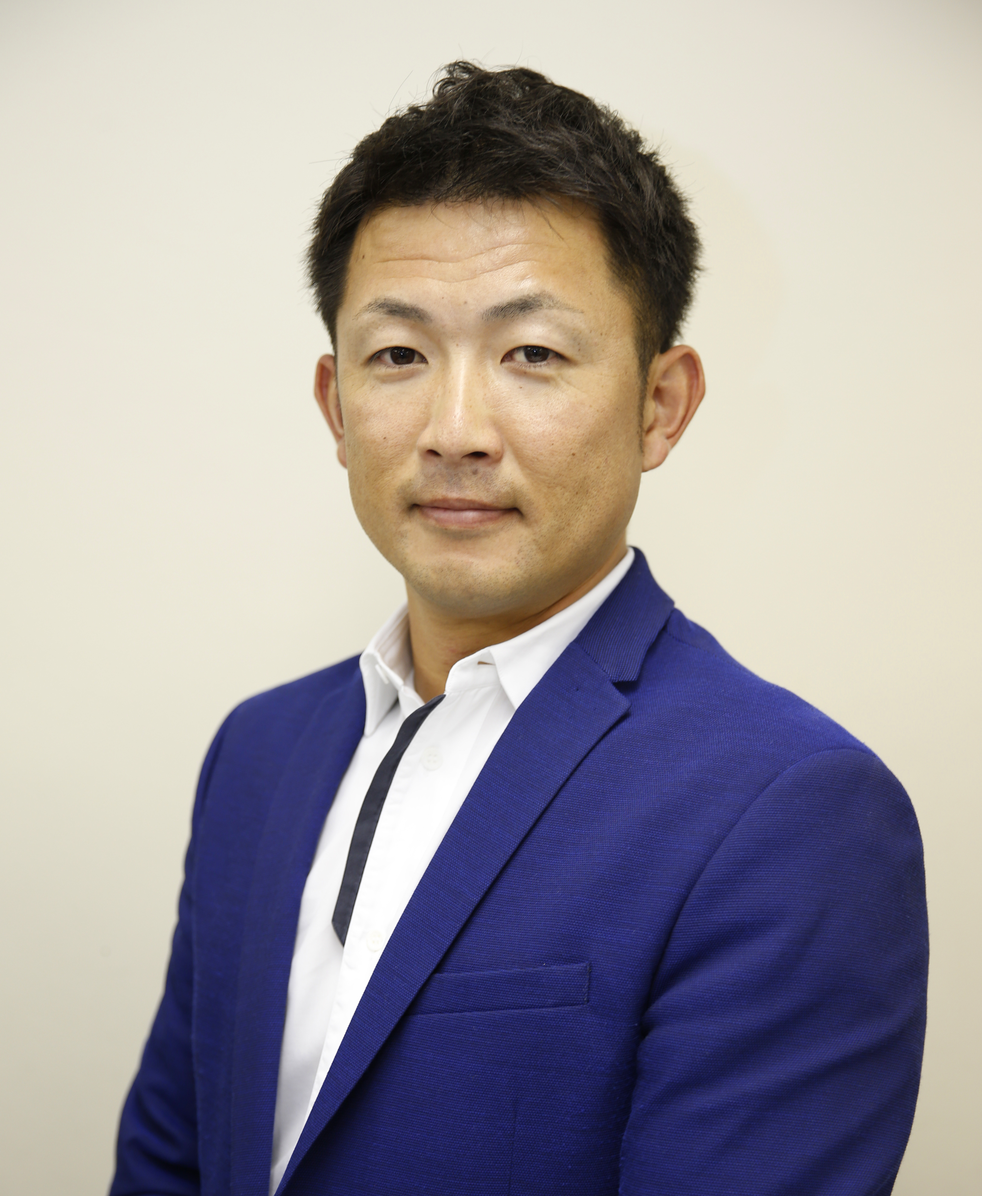 梵英心選手（元広島東洋カープ）直筆サイン色紙（現役時代のもの） むし